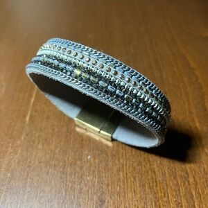 Elegant Gold and Gray Beaded Bracelet